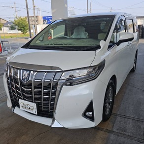 トヨタ・アルファード