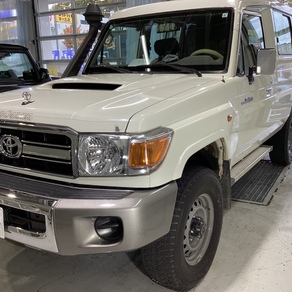 トヨタ・ランドクルーザー70