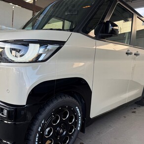 三菱・デリカミニ