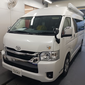 トヨタ・ハイエース (ハイルーフ・スーパーロング)