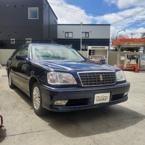 トヨタ・クラウン