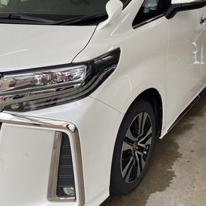 トヨタ・アルファード