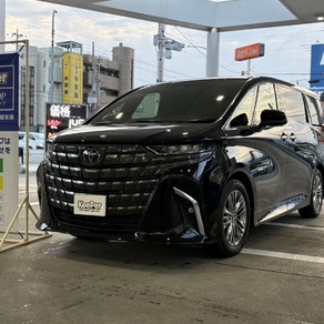 トヨタ・アルファード