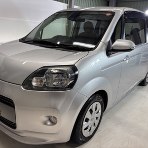 トヨタ・ポルテ