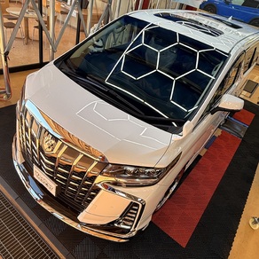 トヨタ・アルファード