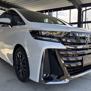 トヨタ・ヴェルファイア