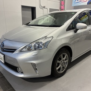 トヨタ・プリウスα