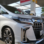 トヨタ・アルファード